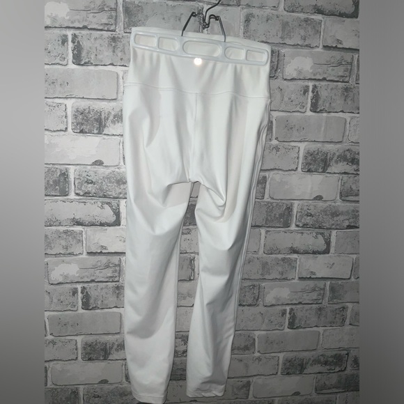 Lululemon Wunder Under High-Rise Tight 25" *Full-On Luxtreme
White - Picture 5 of 5